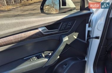 Позашляховик / Кросовер Audi Q5 2018 в Полтаві