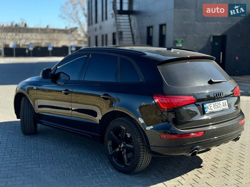 Внедорожник / Кроссовер Audi Q5 2015 в Днепре