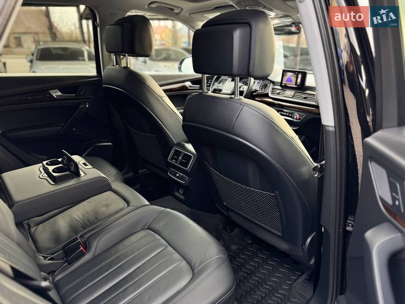 Позашляховик / Кросовер Audi Q5 2018 в Кривому Розі