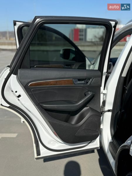 Внедорожник / Кроссовер Audi Q5 2016 в Киеве