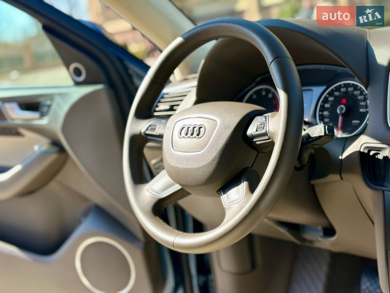 Внедорожник / Кроссовер Audi Q5 2016 в Киеве