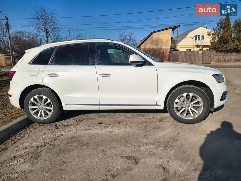 Внедорожник / Кроссовер Audi Q5 2015 в Киеве