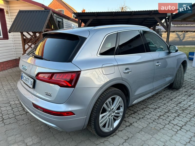 Внедорожник / Кроссовер Audi Q5 2017 в Ратным