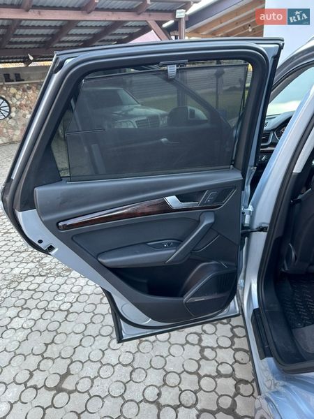 Внедорожник / Кроссовер Audi Q5 2017 в Ратным