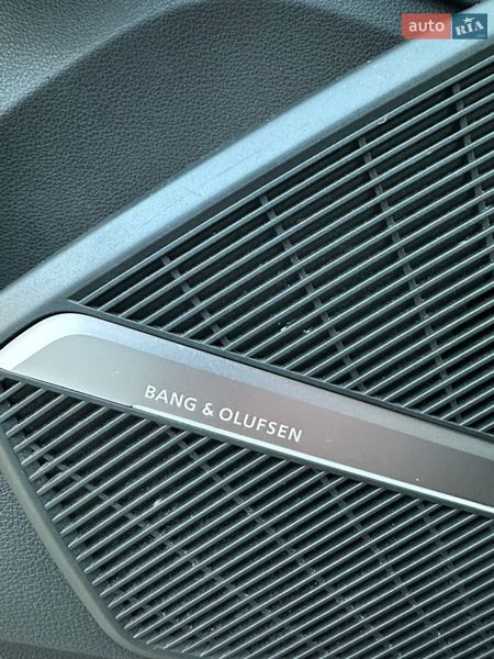 Внедорожник / Кроссовер Audi Q5 2017 в Ратным