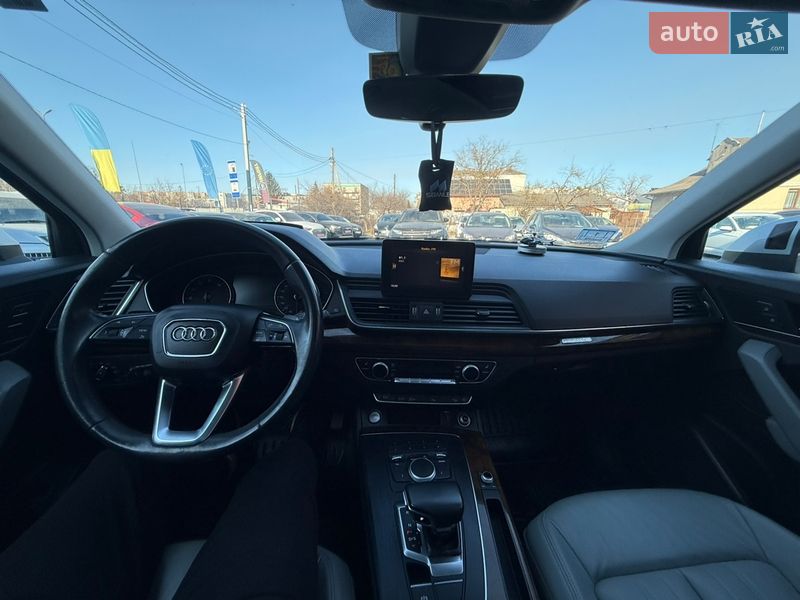 Позашляховик / Кросовер Audi Q5 2018 в Стрию