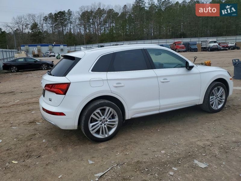 Внедорожник / Кроссовер Audi Q5 2018 в Ровно