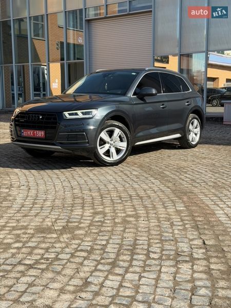 Внедорожник / Кроссовер Audi Q5 2018 в Луцке
