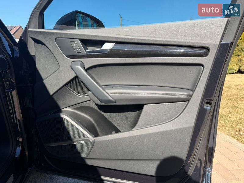 Внедорожник / Кроссовер Audi Q5 2020 в Днепре