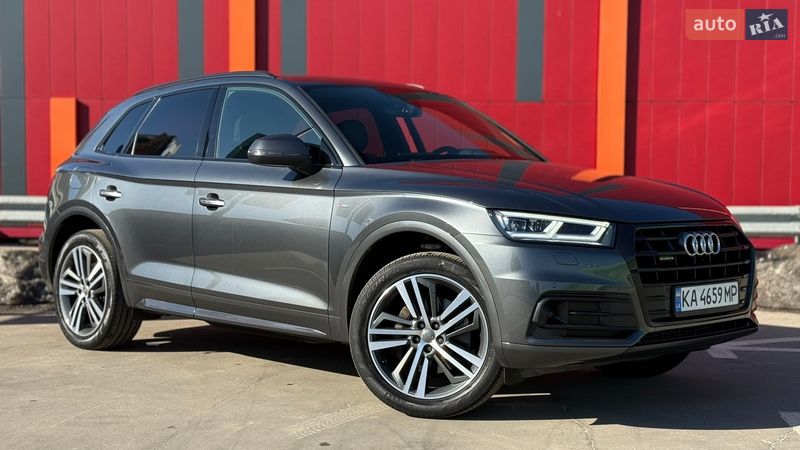 Внедорожник / Кроссовер Audi Q5 2019 в Киеве
