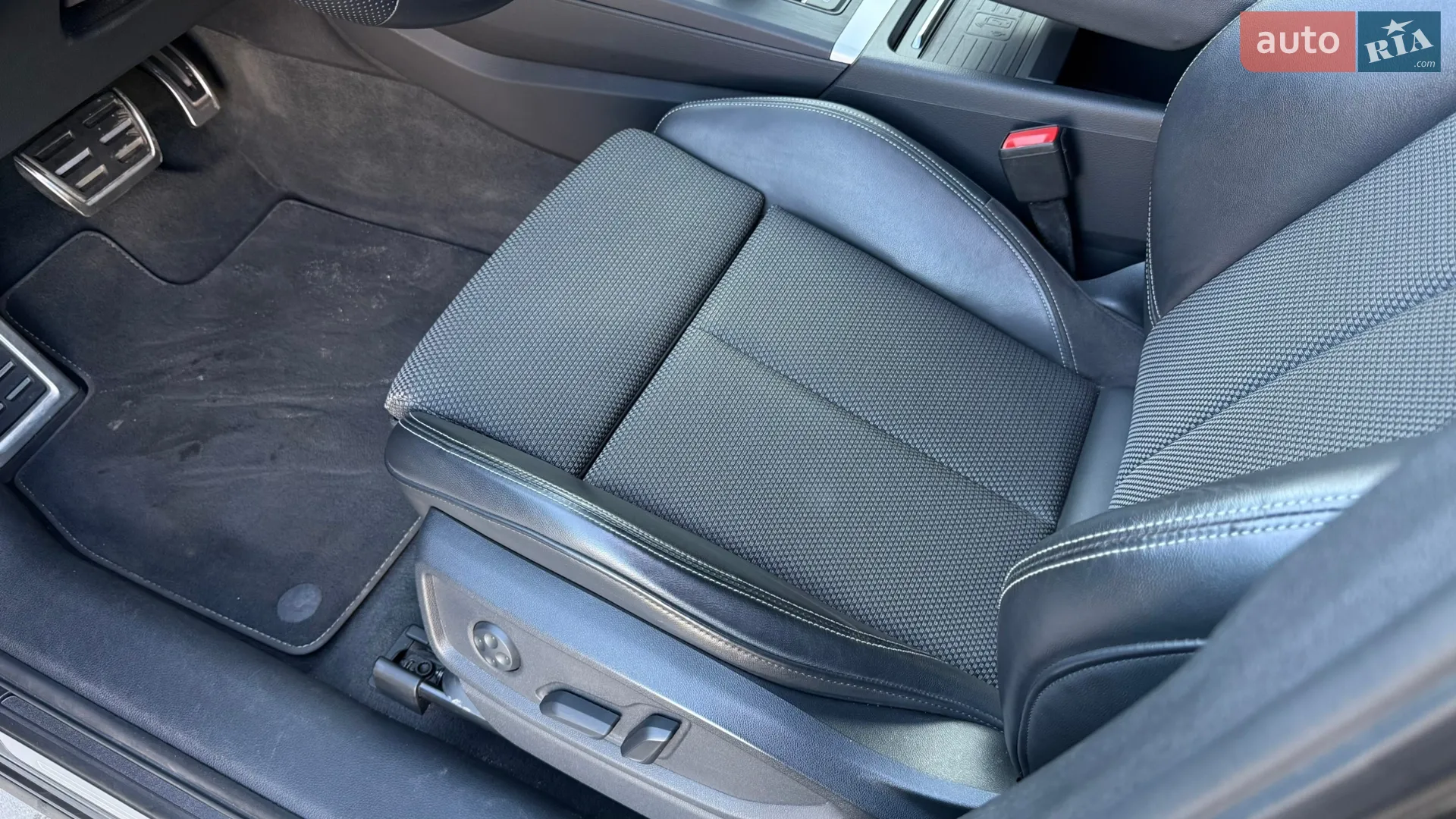2019 Audi Q5 - мініатюра 26