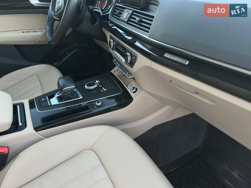 Внедорожник / Кроссовер Audi Q5 2019 в Черкассах