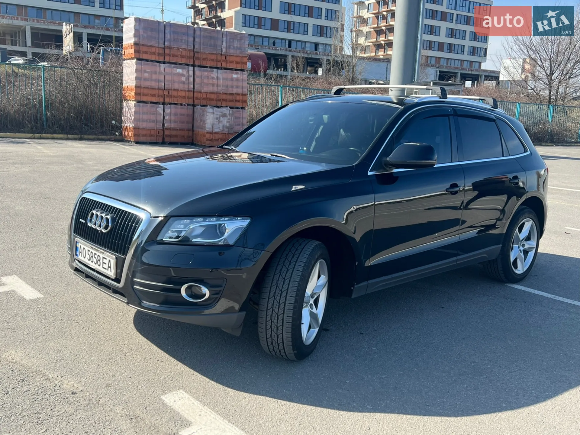 2010 Audi Q5 - мініатюра 2