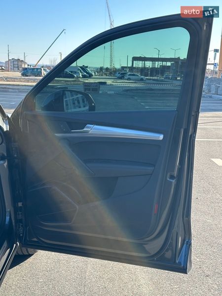 Позашляховик / Кросовер Audi Q5 2020 в Рівному