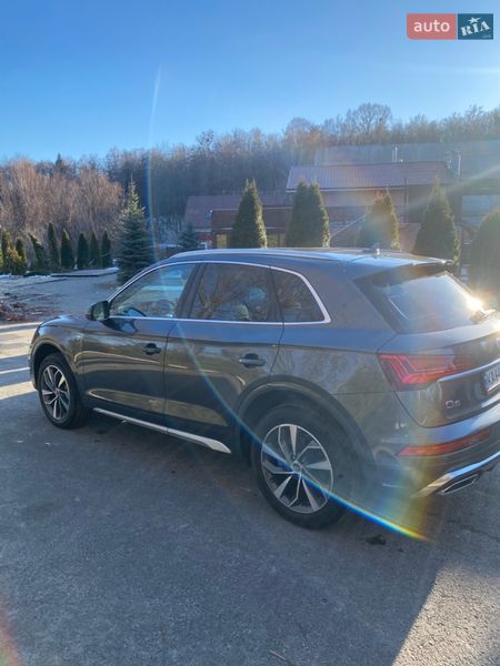 Внедорожник / Кроссовер Audi Q5 2022 в Киеве