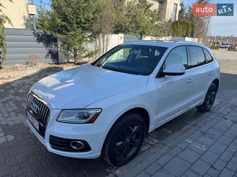 Позашляховик / Кросовер Audi Q5 2015 в Львові