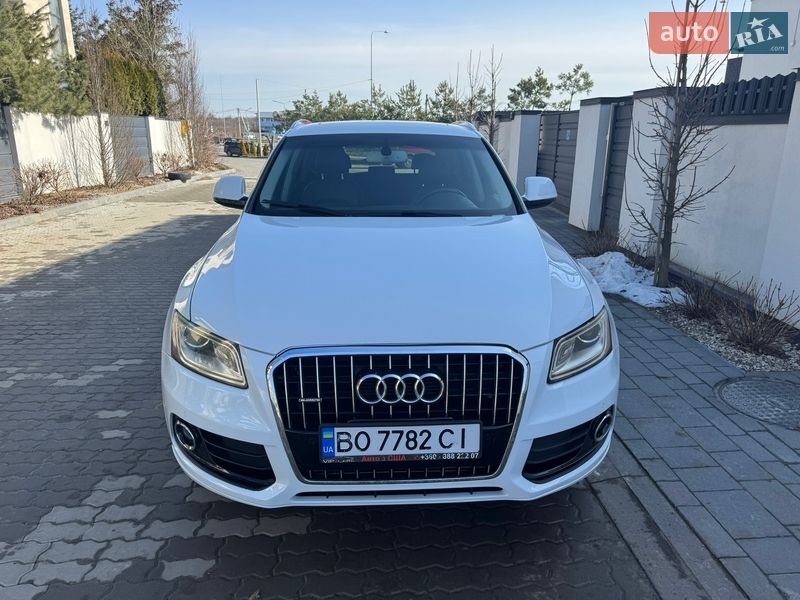 Позашляховик / Кросовер Audi Q5 2015 в Львові