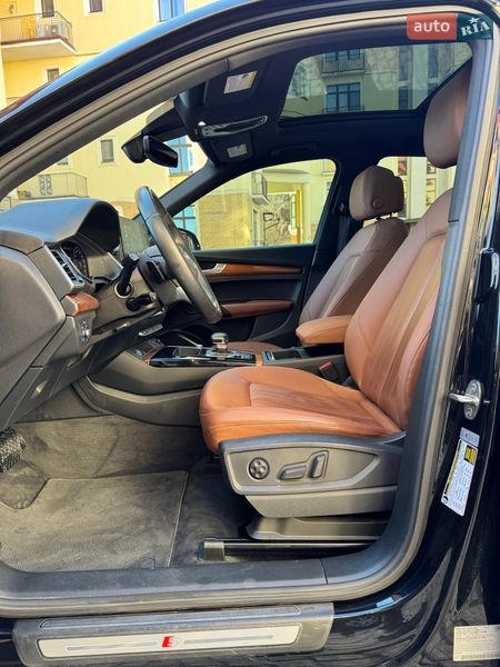 Позашляховик / Кросовер Audi Q5 2020 в Києві фото 24 Позашляховик / Кросовер Audi Q5 2020 в Києві