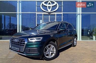 Внедорожник / Кроссовер Audi Q5 2018 в Киеве