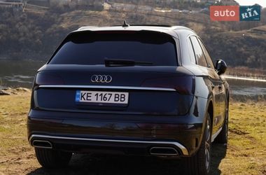 Позашляховик / Кросовер Audi Q5 2022 в Дніпрі