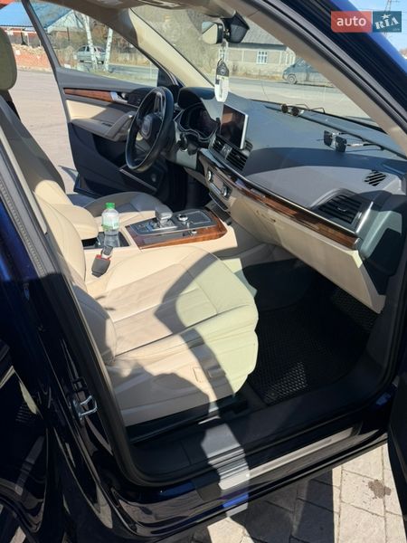 Позашляховик / Кросовер Audi Q5 2017 в Болехові