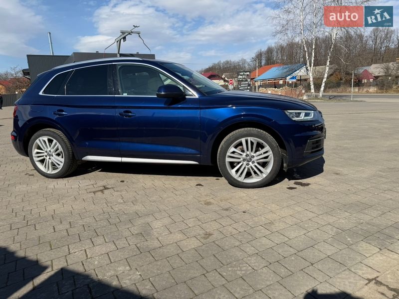Позашляховик / Кросовер Audi Q5 2017 в Болехові
