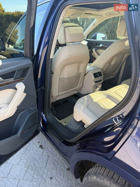 Позашляховик / Кросовер Audi Q5 2017 в Болехові