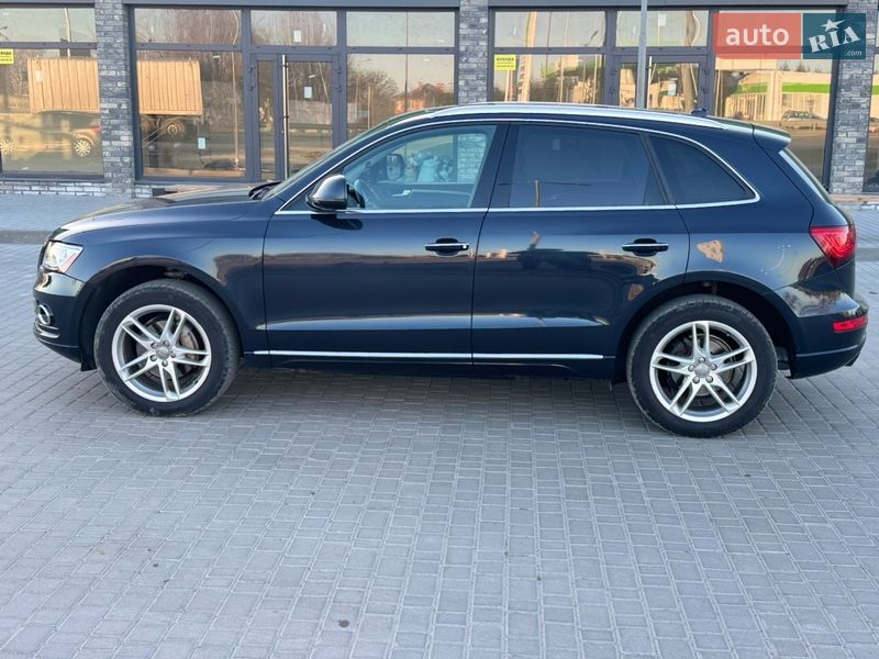 Позашляховик / Кросовер Audi Q5 2015 в Дніпрі