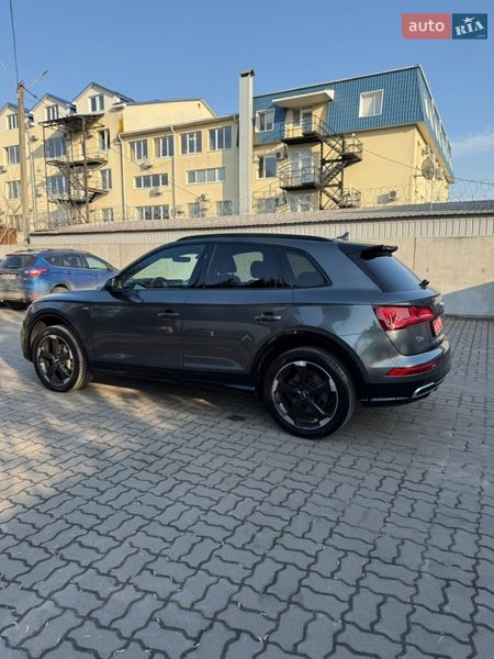 Внедорожник / Кроссовер Audi Q5 2020 в Луцке