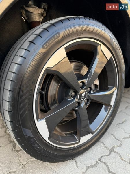 Внедорожник / Кроссовер Audi Q5 2020 в Луцке