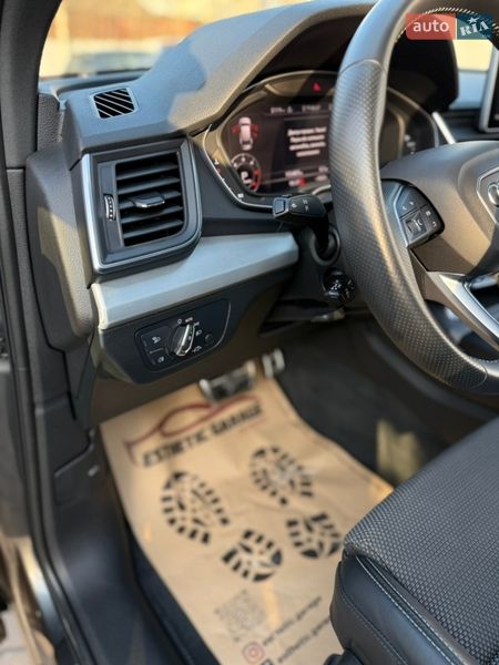 Внедорожник / Кроссовер Audi Q5 2020 в Луцке