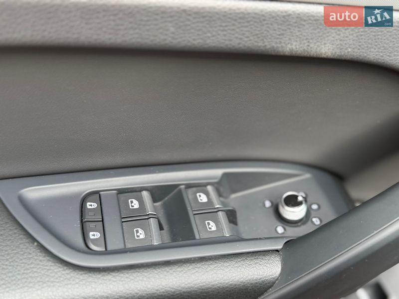 Внедорожник / Кроссовер Audi Q5 2024 в Стрые