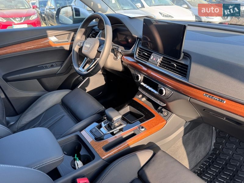Внедорожник / Кроссовер Audi Q5 2024 в Ивано-Франковске