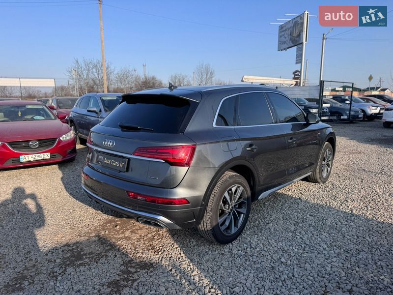 Позашляховик / Кросовер Audi Q5 2023 в Івано-Франківську