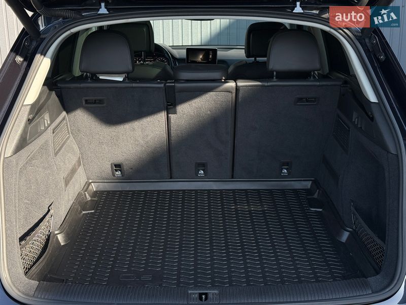 Внедорожник / Кроссовер Audi Q5 2018 в Мукачево фото 23 Внедорожник / Кроссовер Audi Q5 2018 в Мукачево