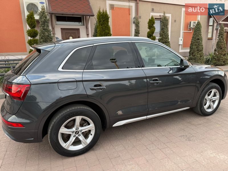 Внедорожник / Кроссовер Audi Q5 2020 в Стрые