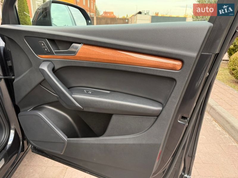 Внедорожник / Кроссовер Audi Q5 2020 в Стрые