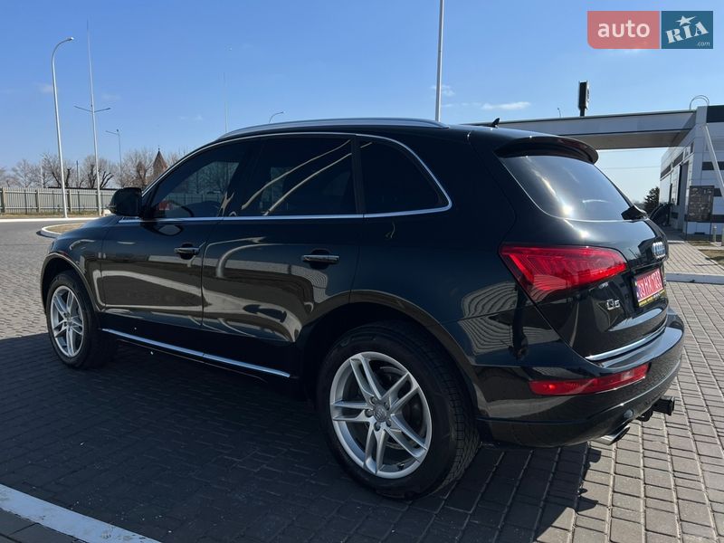 Позашляховик / Кросовер Audi Q5 2015 в Миколаєві