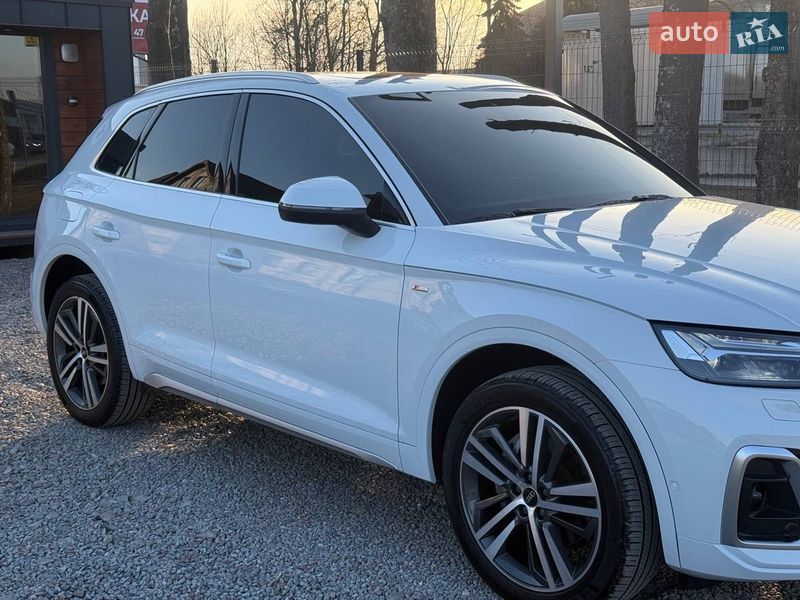 Внедорожник / Кроссовер Audi Q5 2022 в Стрые