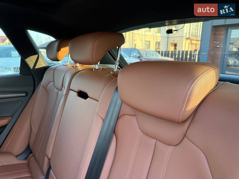 Внедорожник / Кроссовер Audi Q5 2022 в Стрые