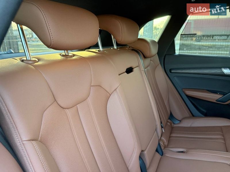 Внедорожник / Кроссовер Audi Q5 2022 в Стрые