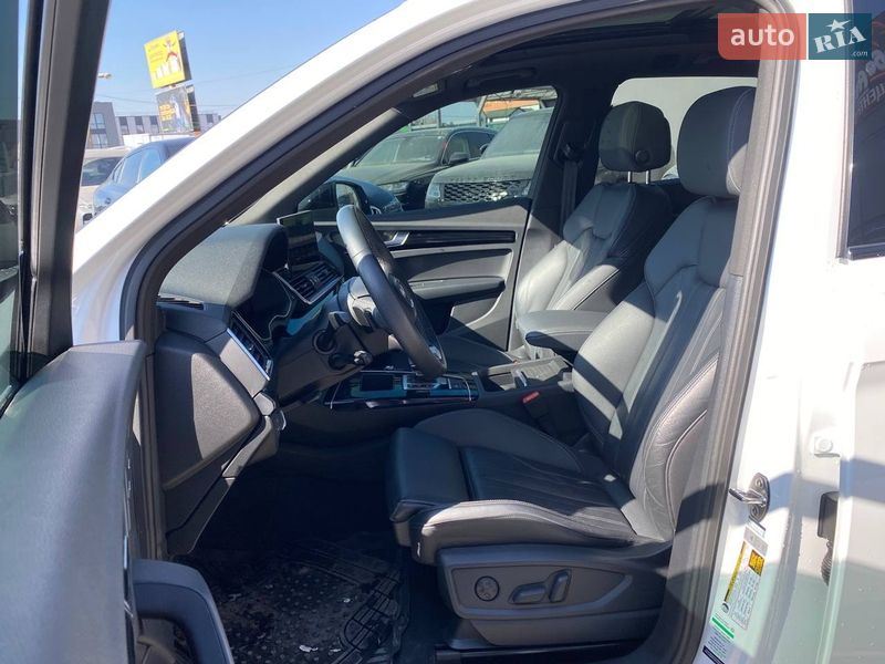 Позашляховик / Кросовер Audi Q5 2021 в Львові