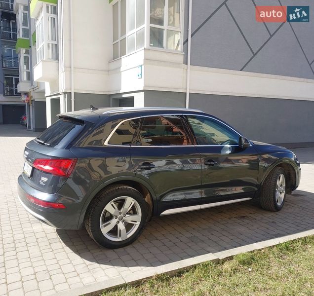 Внедорожник / Кроссовер Audi Q5 2018 в Богородчанах