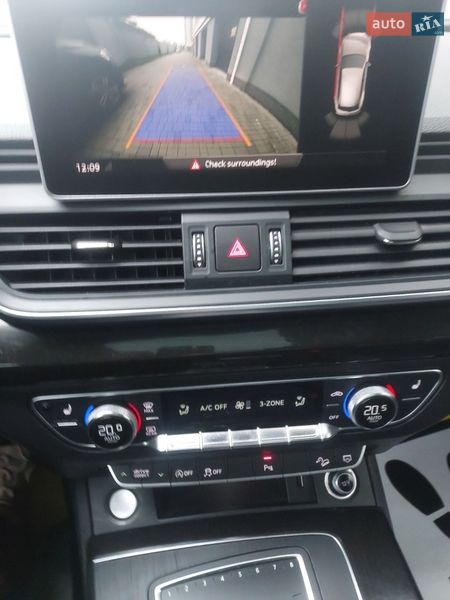 Внедорожник / Кроссовер Audi Q5 2018 в Богородчанах