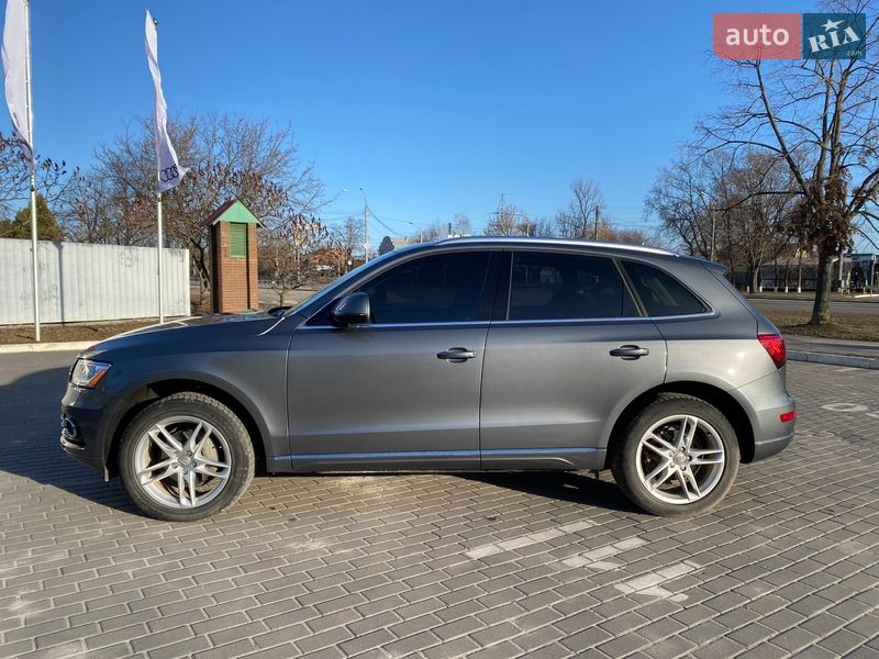 Позашляховик / Кросовер Audi Q5 2015 в Харкові