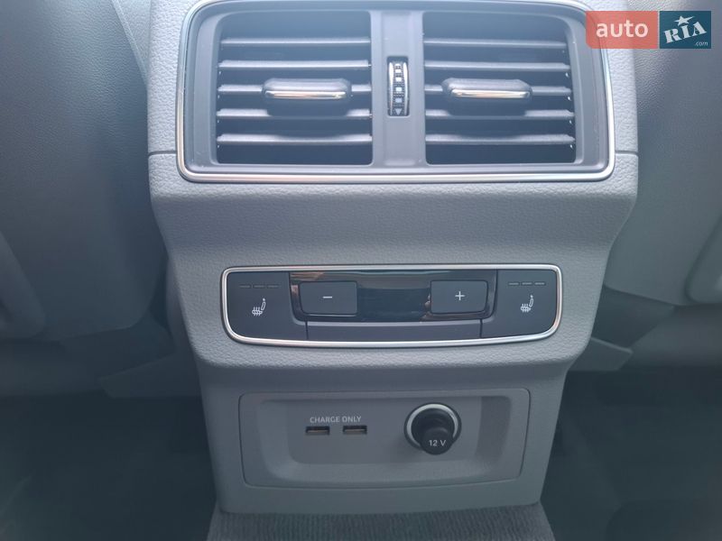 Внедорожник / Кроссовер Audi Q5 2019 в Ужгороде