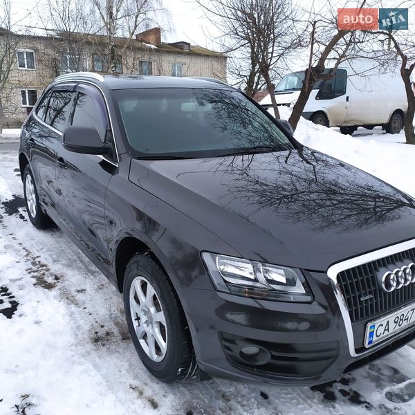 Позашляховик / Кросовер Audi Q5 2010 в Умані