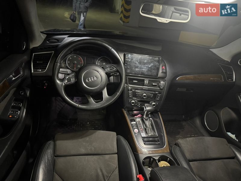 Позашляховик / Кросовер Audi Q5 2016 в Києві