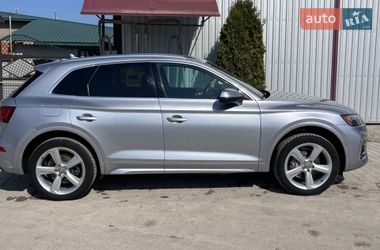 Внедорожник / Кроссовер Audi Q5 2021 в Дунаевцах