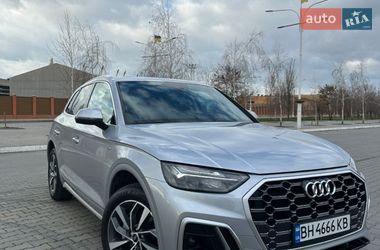 Внедорожник / Кроссовер Audi Q5 2023 в Измаиле